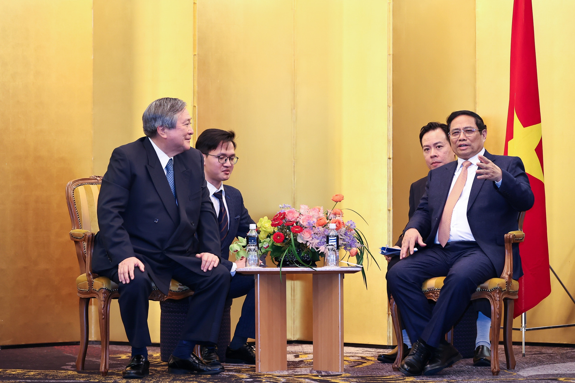 Thủ tướng gặp các đối tác Nhật, tiếp tục gỡ vướng cho 2 dự án tỷ USD- Ảnh 6.