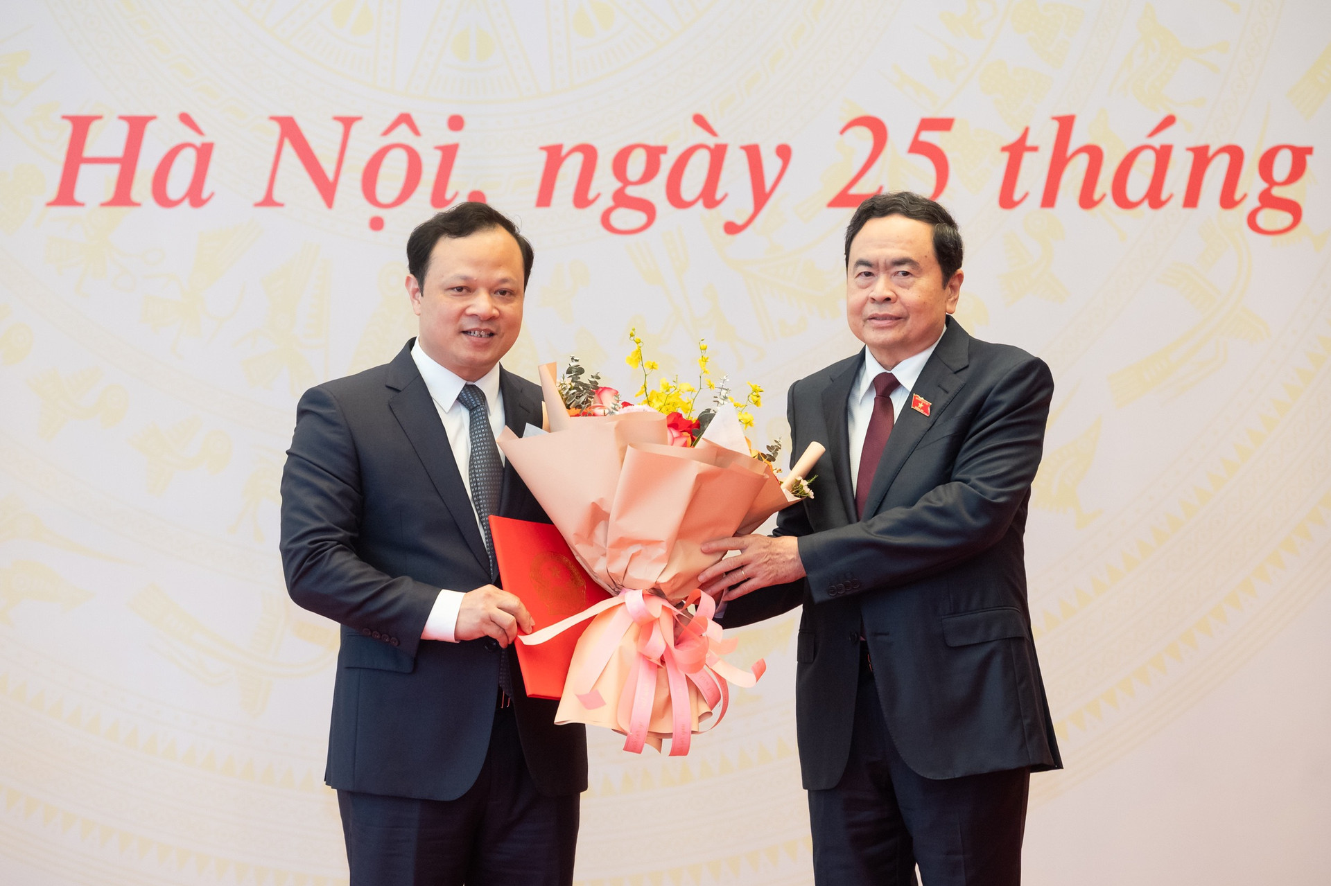 Phó Chủ tịch Thường trực Quốc hội Trần Thanh Mẫn chủ trì lễ công bố quyết định bổ nhiệm Trợ lý Chủ tịch Quốc hội