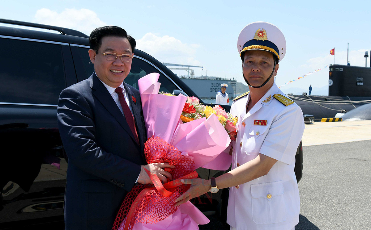 Chủ tịch Quốc hội Vương Đình Huệ thăm, làm việc tại tỉnh Khánh Hòa -1