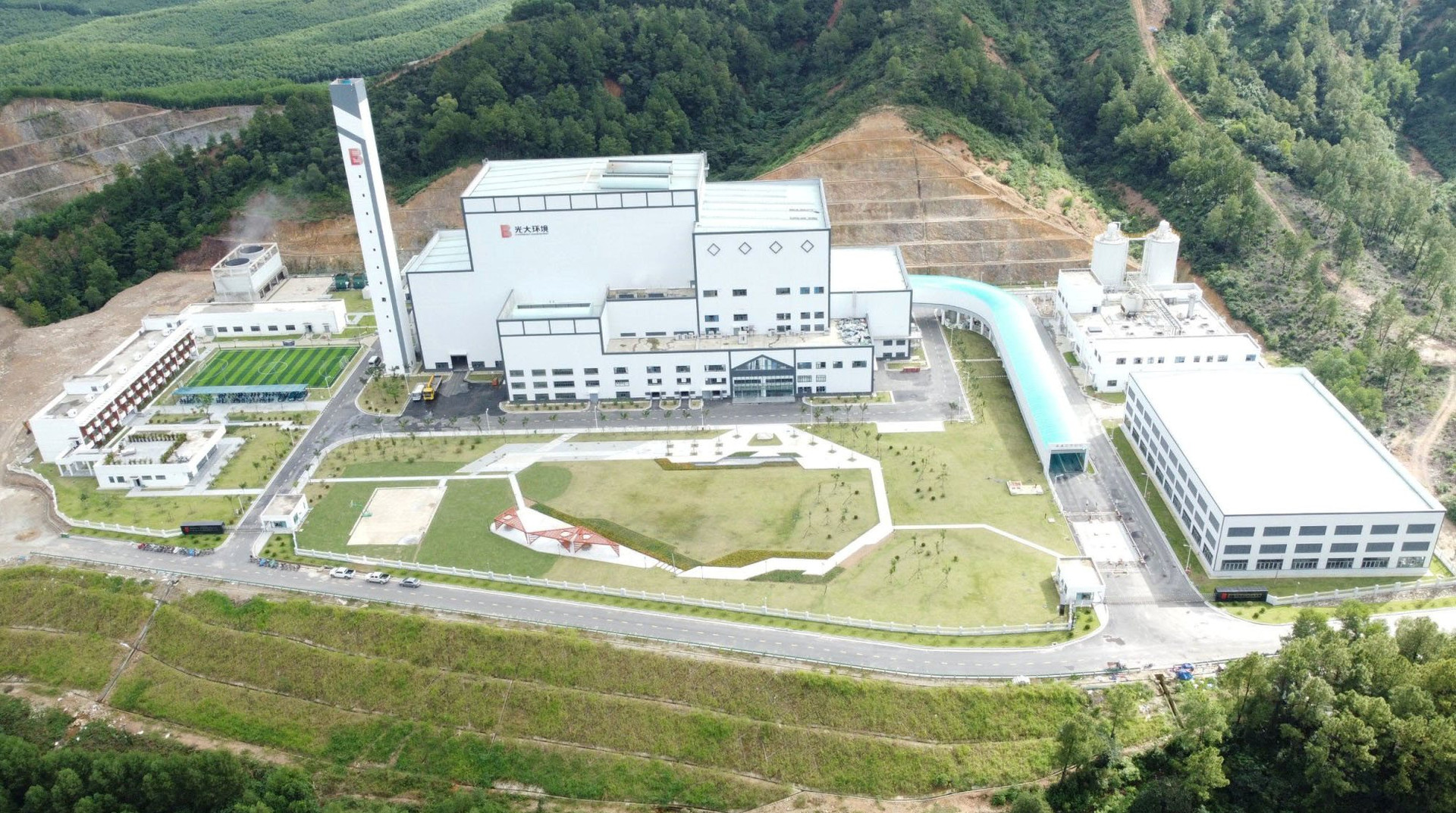 Mục sở thị” nhà máy điện rác lớn nhất tỉnh Thừa Thiên Huế