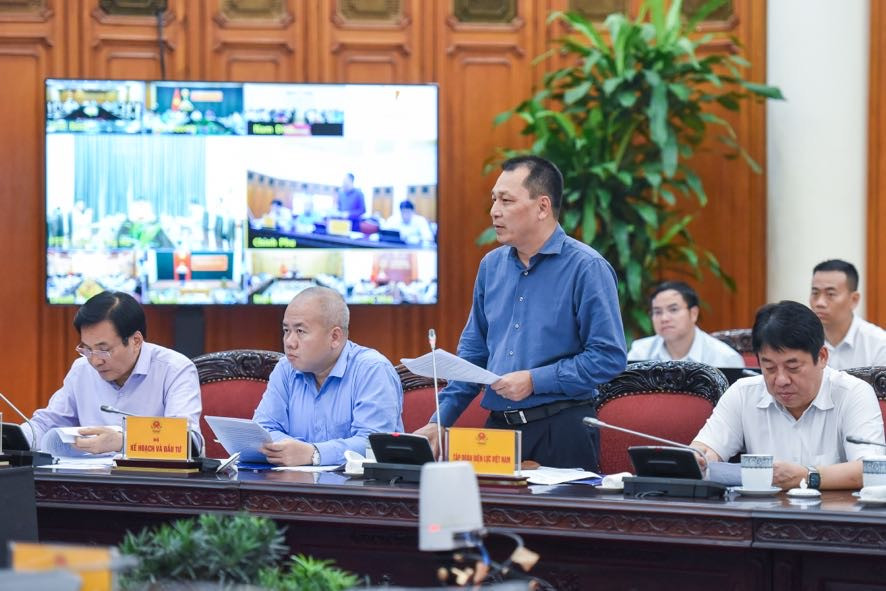 Thủ tướng Phạm Minh Chính: Đường dây 500 kV mạch 3 phải khai thác chậm nhất vào ngày 30/6- Ảnh 6.