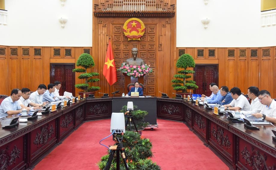 Thủ tướng Phạm Minh Chính: Đường dây 500 kV mạch 3 phải khai thác chậm nhất vào ngày 30/6- Ảnh 2.