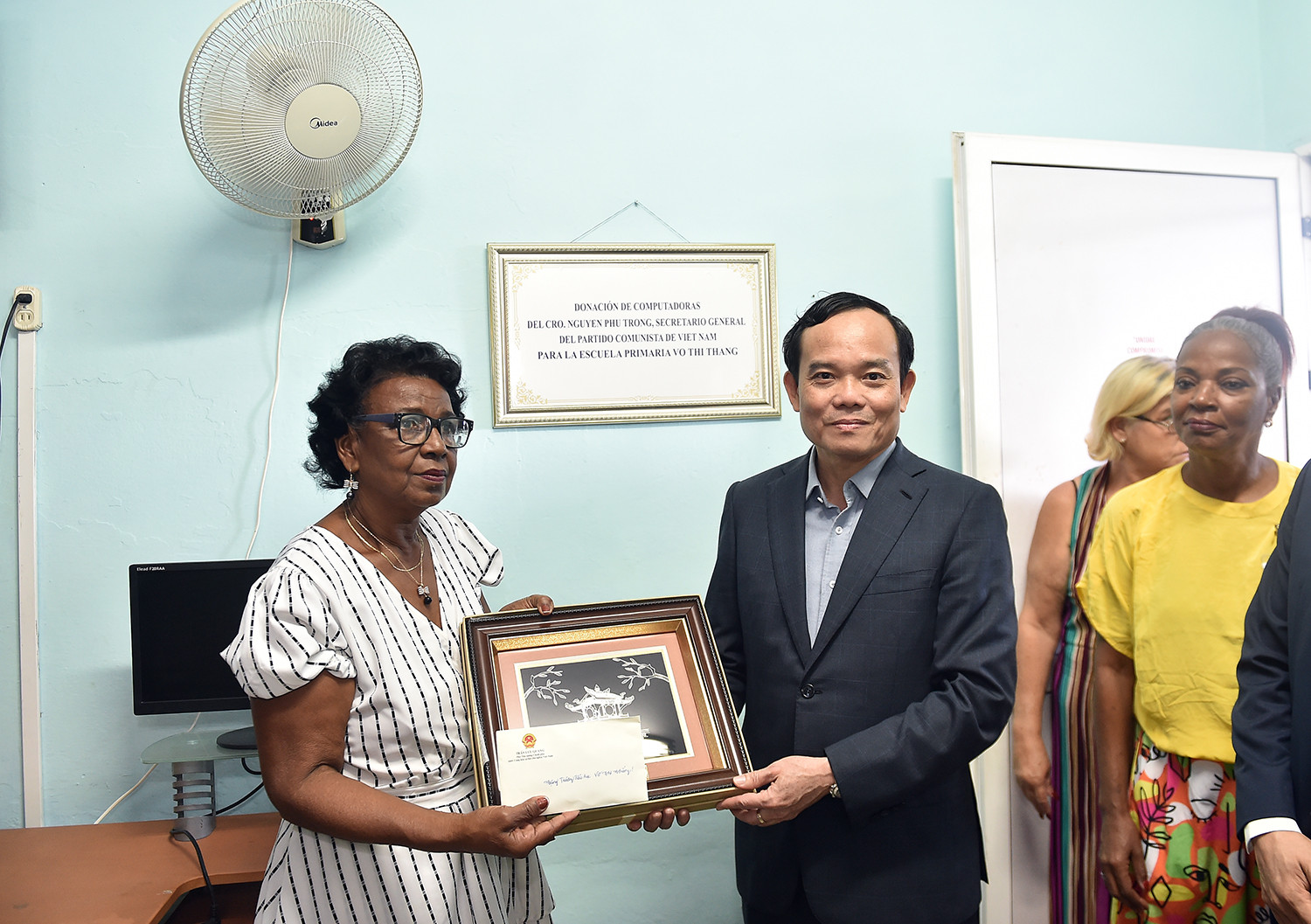 Phó Thủ tướng Trần Lưu Quang thăm ngôi trường mang tên nữ anh hùng Việt Nam ở La Habana- Ảnh 3.