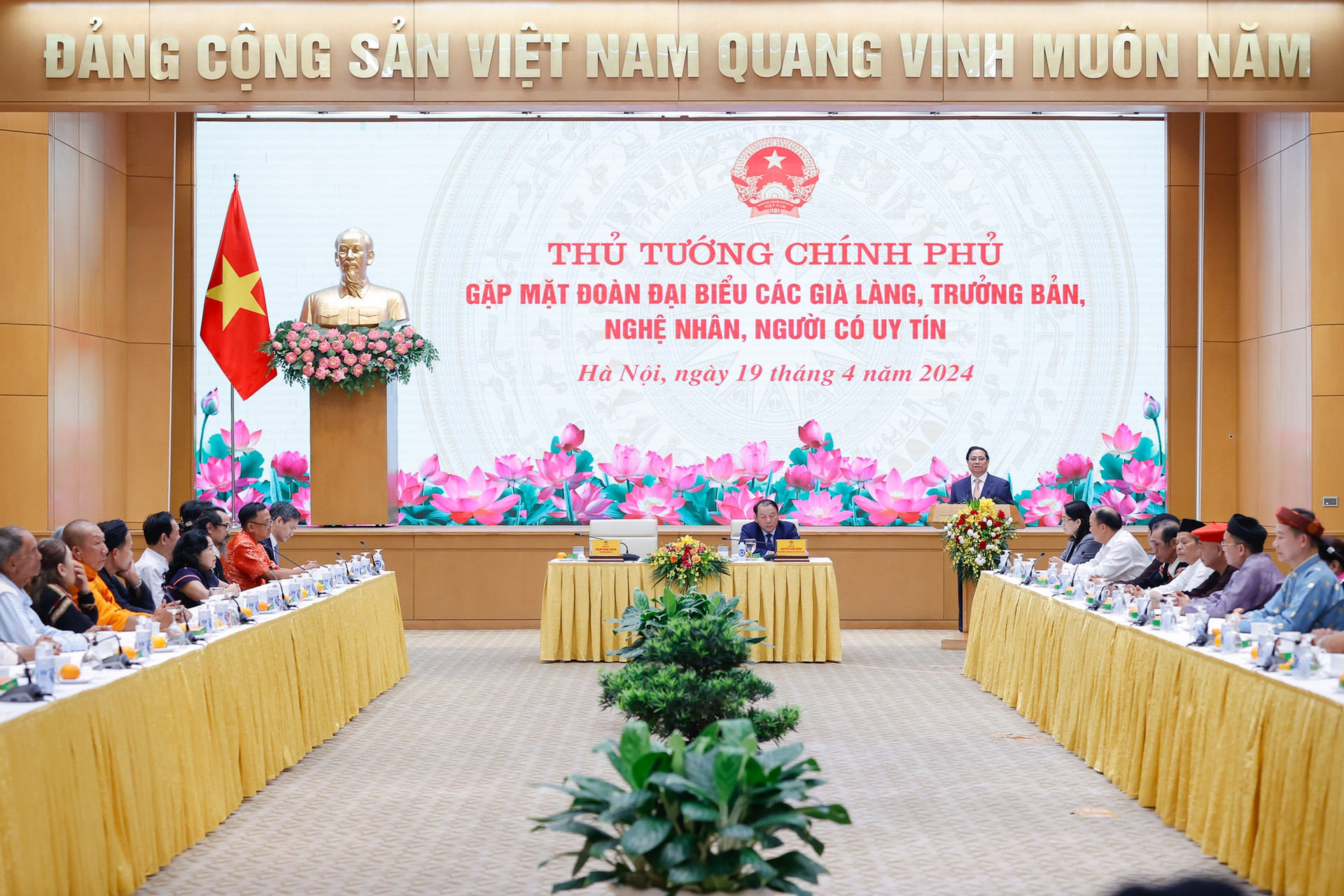 Thủ tướng Phạm Minh Chính: 'Giữ lửa và truyền lửa' bảo tồn, phát huy văn hóa dân tộc- Ảnh 6.