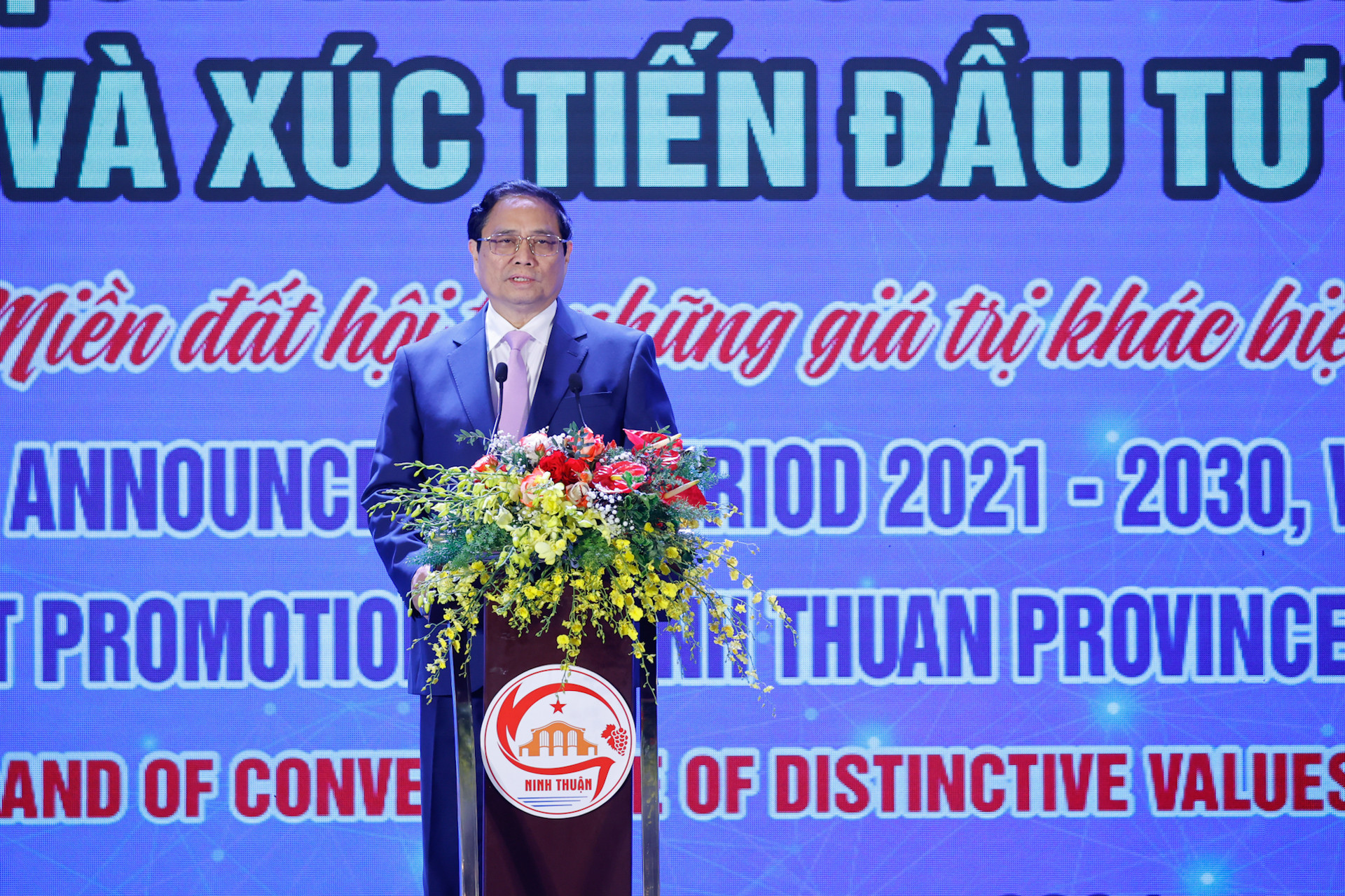 Thủ tướng kỳ vọng Ninh Thuận vượt lên mạnh mẽ, phát triển nhanh, bền vững- Ảnh 13.
