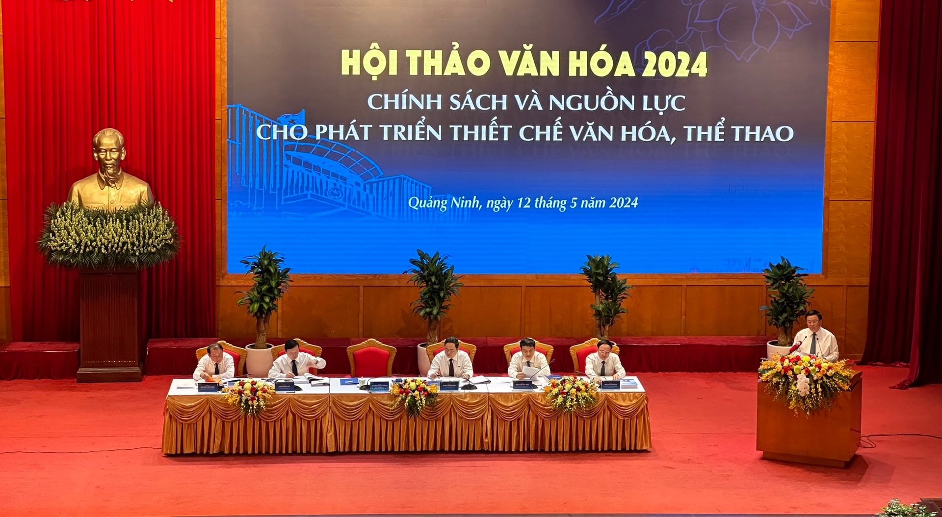 Xây dựng chính sách và nguồn lực thiết thực cho phát triển thiết chế văn hóa, thể thao- Ảnh 1.