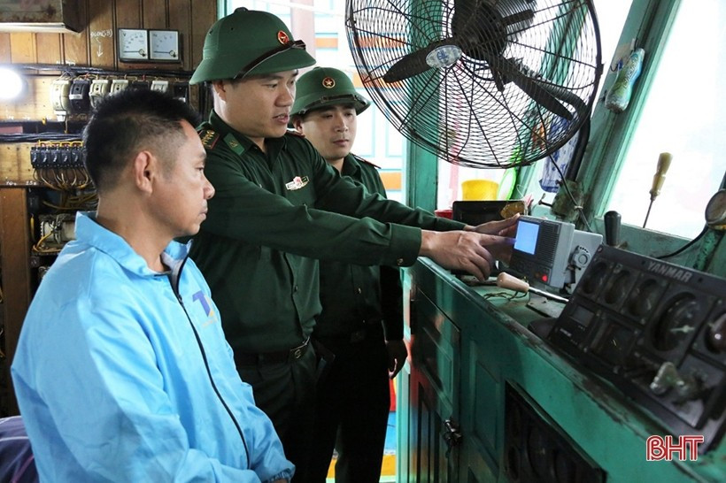 Thủ tướng yêu cầu tập trung xử lý vi phạm về Hệ thống giám sát hành trình tàu cá (VMS)- Ảnh 1.