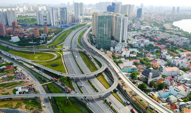 Phát huy tinh thần trách nhiệm cao nhất, đẩy nhanh tiến độ giải phóng mặt bằng các dự án trọng điểm ngành giao thông vận tải- Ảnh 1.