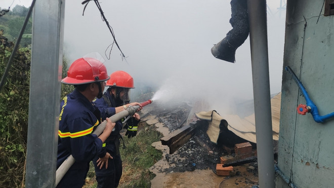 Phó Thủ tướng chỉ đạo tập trung khắc phục hậu quả vụ cháy ở Đà Lạt, Lâm Đồng- Ảnh 1.