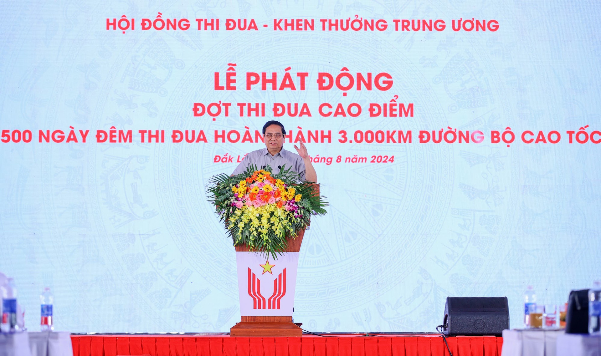 Thủ tướng: Chung sức, đồng lòng để có ít nhất 3.000 km cao tốc vào năm 2025- Ảnh 5.