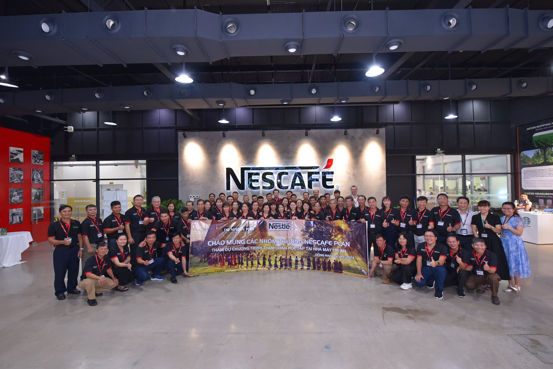 doan-nong-dan-nescafe-plan-tai-nha-may-nestle-tri-an-.jpg