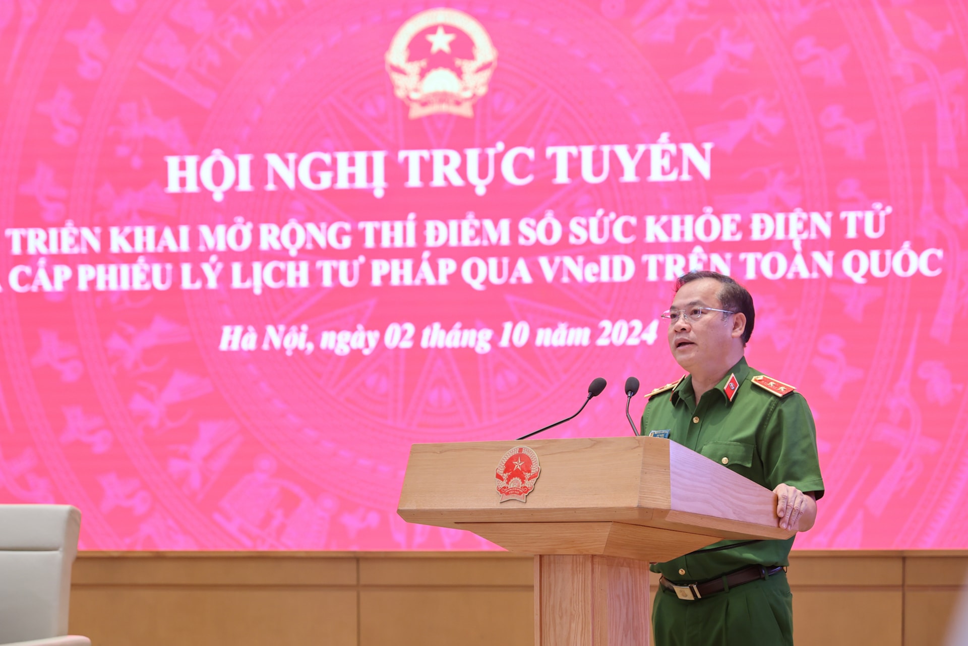 Thủ tướng: Mỗi công dân Việt Nam sẽ đều có sổ sức khoẻ điện tử- Ảnh 2.