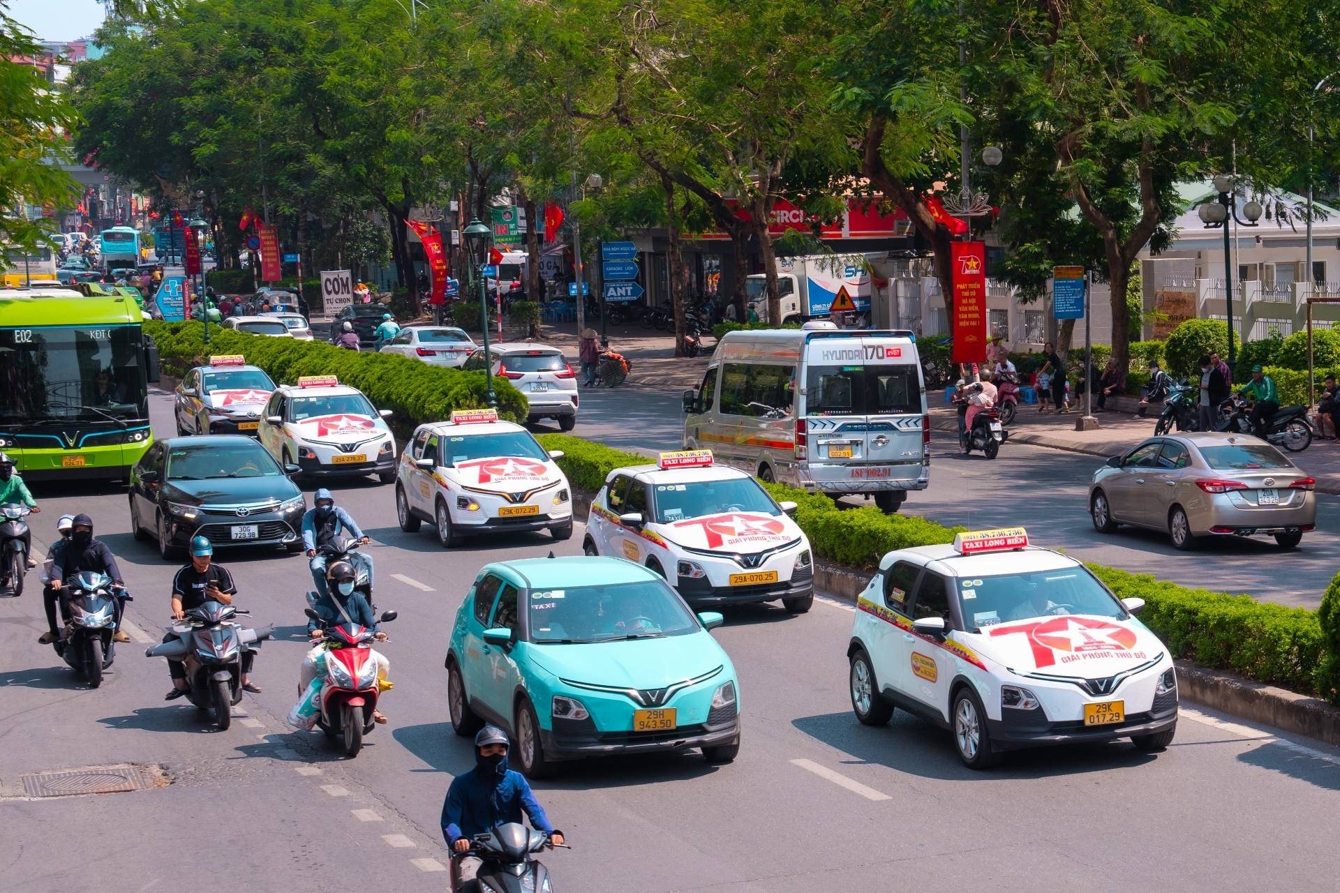 241017_ttbc_4-hang-taxi-ha-noi-anh-3.jpg