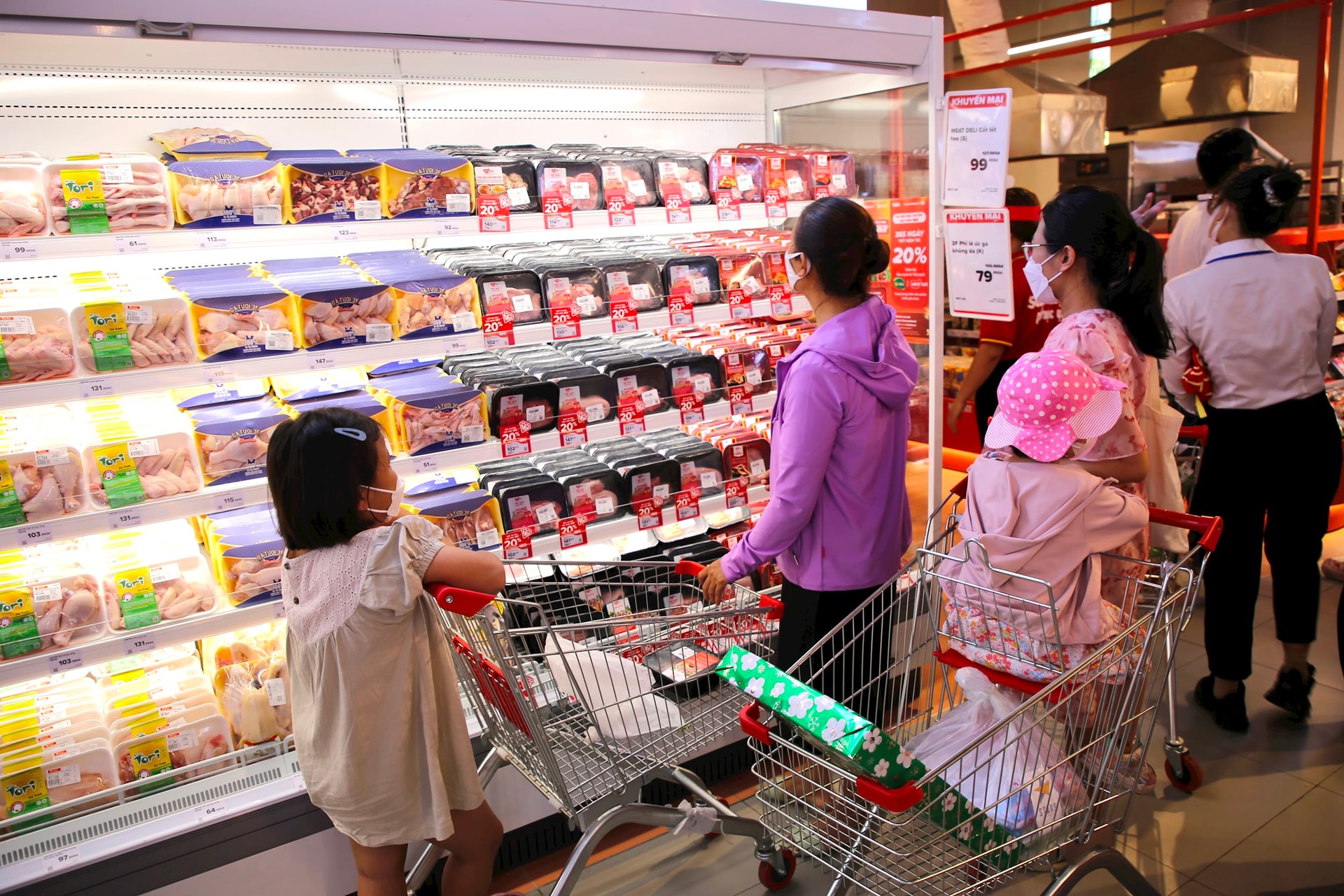 5-quay-thit-meatdeli-phong-phu-tai-sieu-thi-winmart.jpg