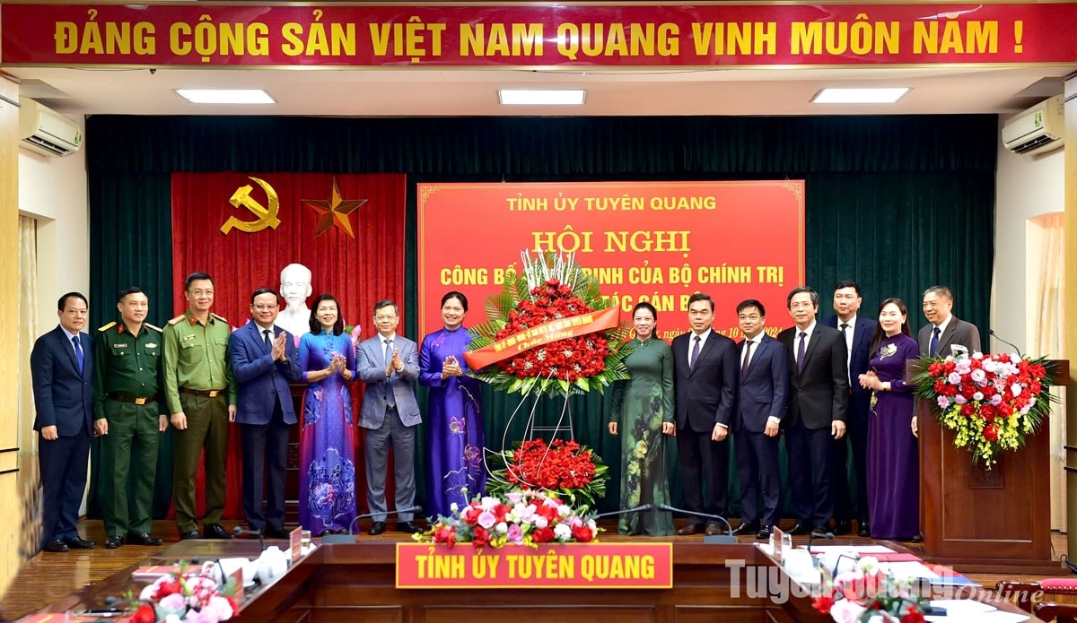 bo chinh tri dieu dong ba ha thi nga giu chuc bi thu tinh uy tuyen quang hinh anh 5