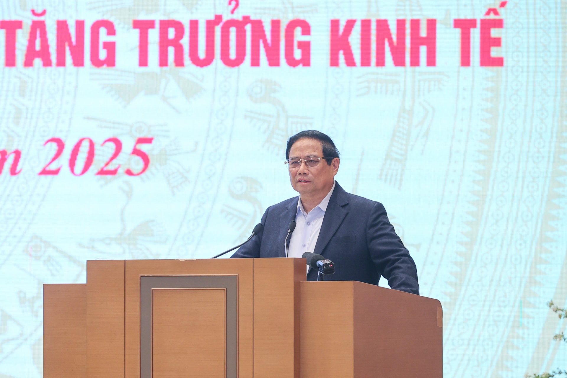 TỔNG THUẬT: Hội nghị Chính phủ với các địa phương về tăng trưởng kinh tế- Ảnh 2.