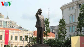 Tổng Bí thư dự lễ khánh thành Tượng đài Chủ tịch Hồ Chí Minh