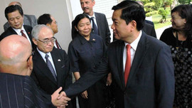 Bí thư Thành ủy TPHCM Đinh La Thăng gặp gỡ các nhà ngoại giao