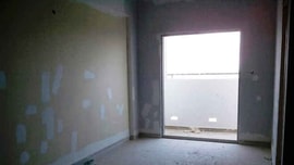 Địa ốc Hoàng Quân "ép" khách hàng trả tiền, giao nhà chưa xây xong