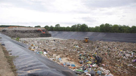 Quảng Ngãi: Bãi rác quá tải gây ô nhiễm môi trường