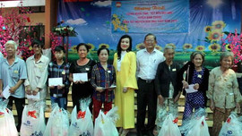 VWS chung tay chăm lo Tết cho người nghèo huyện Bình Chánh
