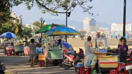 Bình Định:Bát nháo cảnh mua bán trong Công viên Thiếu nhi
