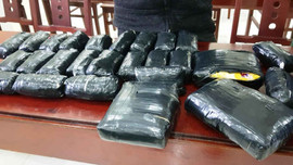 BĐBP Quảng Trị bắt đối tượng vận chuyển 65.800 viên ma túy tổng hợp