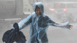 Hồng Kông và phía Nam Trung Quốc hoang tàn sau siêu bão