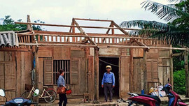 Lào Cai: Nhiều địa phương thiệt hại do dông lốc