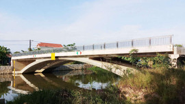 Thừa Thiên Huế: Dở dang cây cầu hơn 30 tỷ đồng