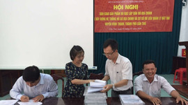 Cần Thơ: Bàn giao sản phẩm đo đạc lập bản đồ địa chính cho huyện Vĩnh Thạnh
