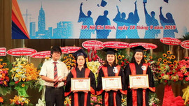 Đại học TN&MT TP.HCM: Khai giảng năm học mới và trao bằng tốt nghiệp 2019