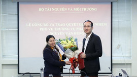 Ông Nguyễn Văn Hùng giữ chức Phó Vụ trưởng Vụ Pháp chế Bộ TN&MT