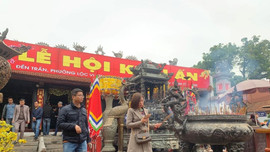 Nam Định: Xem xét việc tạm dừng lễ hội đền Trần, tập trung chống dịch nCoV
