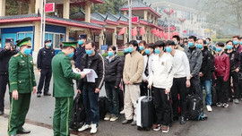 Lạng Sơn: Cách ly 32 công dân Việt Nam do Trung Quốc trao trả