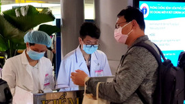 Kiểm tra khai báo y tế du lịch khách nước ngoài nhập cảnh vào Việt Nam