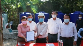 Bộ TN&MT bàn giao điểm cấp nước miễn phí tại xã Thạnh Phú, huyện Châu Thành, tỉnh Tiền Giang