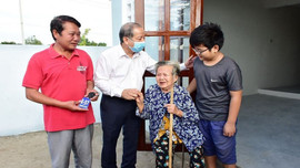 “Đại dự án” di dân Kinh thành Huế: Bàn giao nhà mới cho 25 hộ nghèo