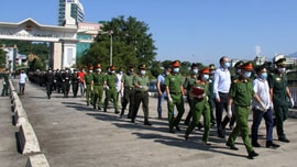 Lào Cai: Trao trả 20 đối tượng truy nã cho Công an Trung Quốc