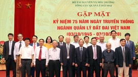 Gặp mặt truyền thống nhân kỷ niệm 75 năm ngày thành lập ngành Quản lý đất đai 