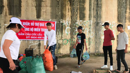 Lào Cai nhiều hoạt động từ thiện hướng về miền Trung