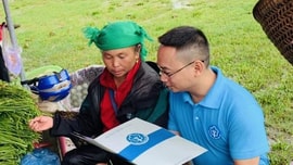 Ngành BHXH Việt Nam: Chung tay vì người nghèo để “không ai bị bỏ lại phía sau”