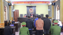 Y án sơ thẩm đối với 4 bị cáo vụ án gian lận thi cử tại Sơn La
