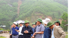 Kiểm tra khắc phục hậu quả mưa lũ, sạt lở đất tại Quảng Nam