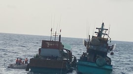 Cảnh sát biển cứu nạn thành công tàu cá CM92411TS tại vùng biển Tây Nam
