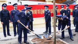 Cảnh sát biển hưởng ứng “Tết trồng cây đời đời nhớ ơn Bác Hồ”