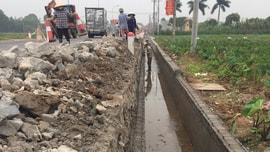 Tiếp vụ đường gần 50 tỷ chưa thi công xong đã vá víu: Nhiều dấu hiệu khuất tất cần làm rõ