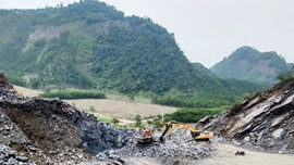 Thừa Thiên Huế: Mỏ đá của Tập đoàn Trường Thịnh hết hạn vẫn khai thác trái phép
