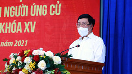 Phó Thủ tướng Phạm Bình Minh tiếp xúc cử tri tại Lữ đoàn 171 Vùng 2 Hải quân
