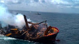 Tàu chở hoá chất bốc cháy, Sri Lanka đối mặt thảm hoạ môi trường lịch sử